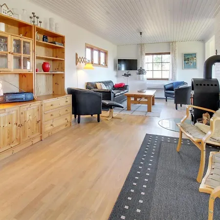 Asfrid - 3-5km From The Sea By Interhome